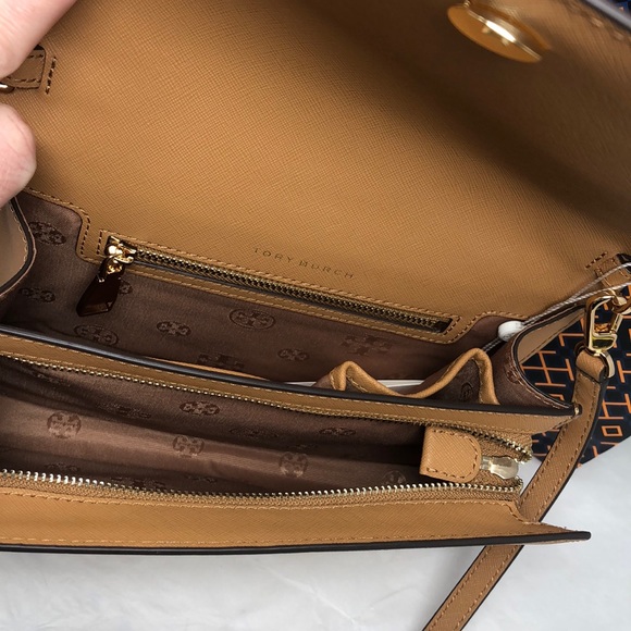 Nwt Tory Burch Emerson Combo crossbody - Picture 4 of 8